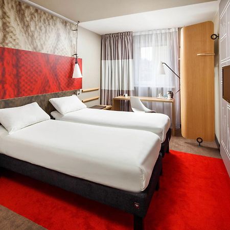 Ibis London Barking Otel Barking  Dış mekan fotoğraf