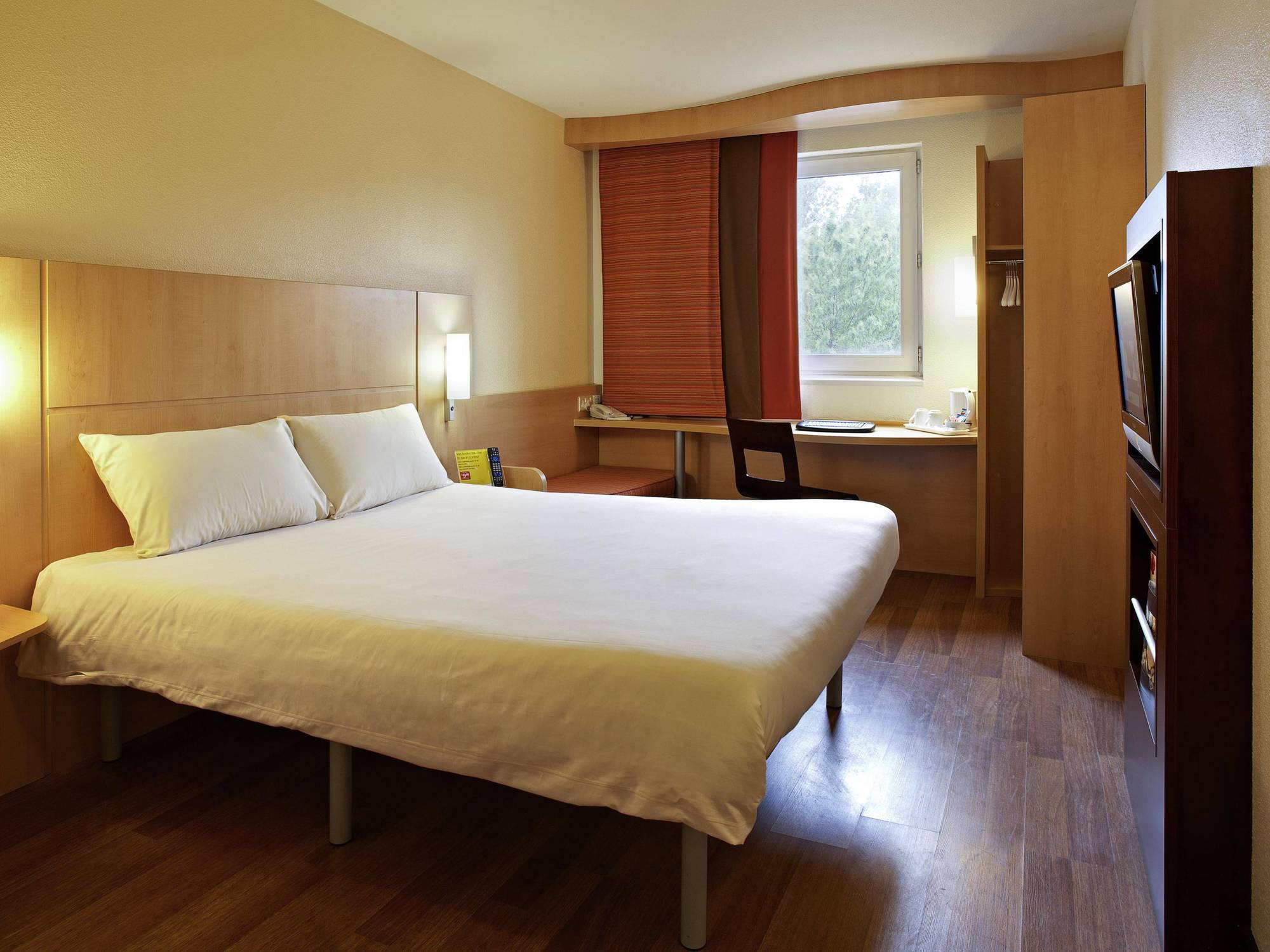 Ibis London Barking Otel Barking  Dış mekan fotoğraf
