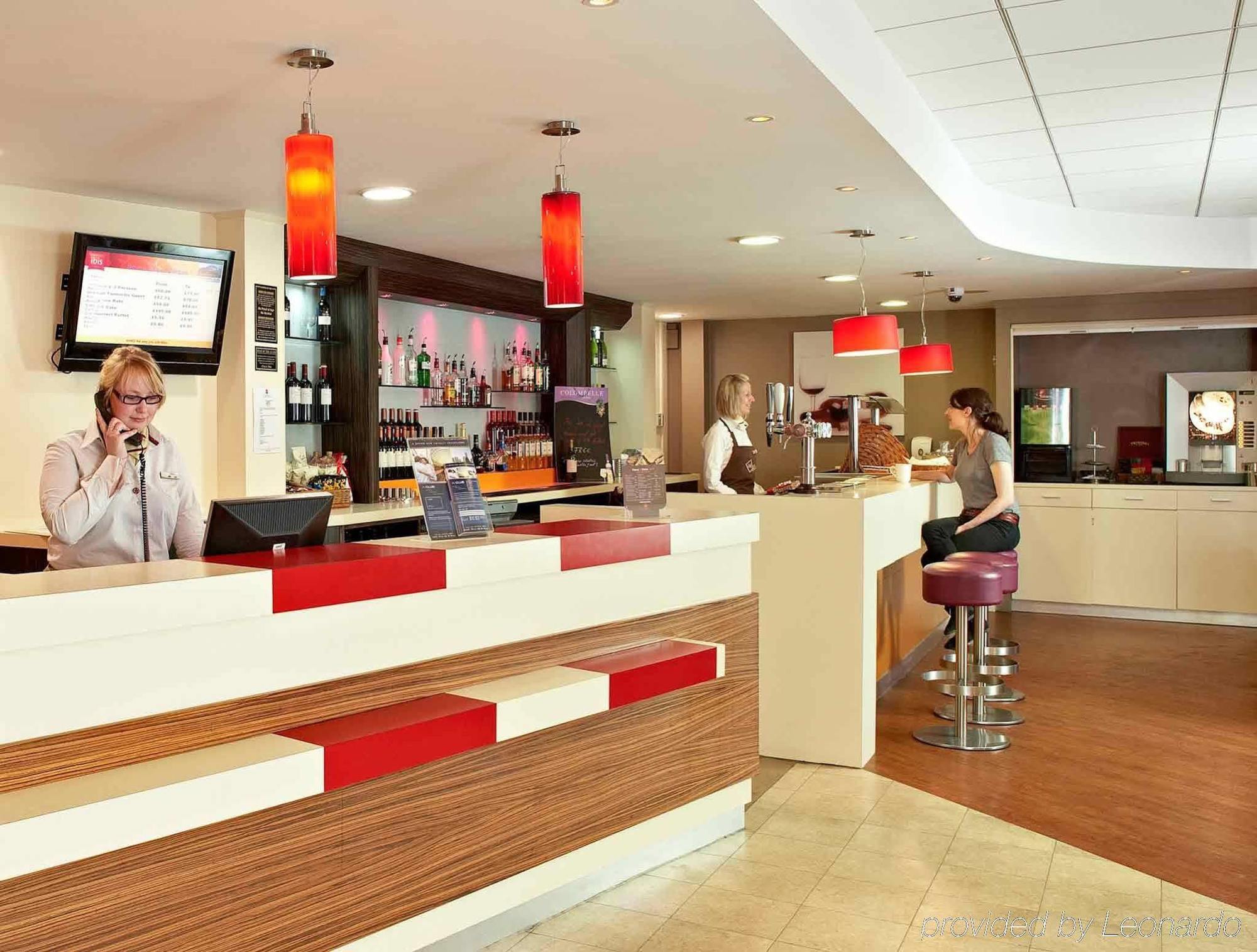 Ibis London Barking Otel Barking  Dış mekan fotoğraf
